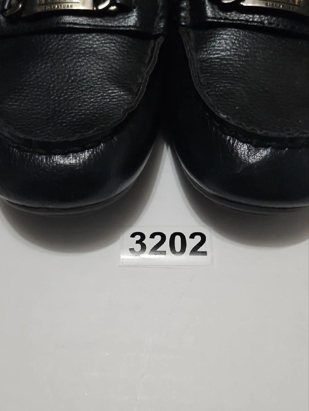 Jones New York Black Leather Slip-On Loafers with Metal Bit Size 8.5W